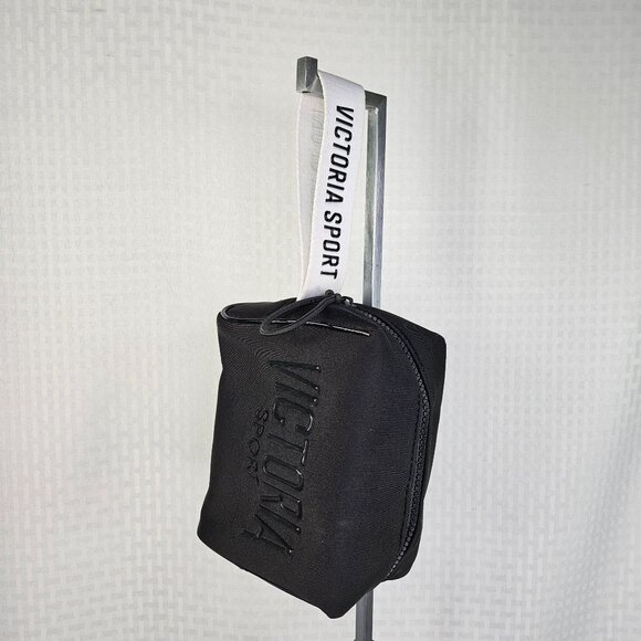 Victoria Sport Black Neoprene Makeup Pouch With Zipper & Wrist Strap - Picture 2 of 5